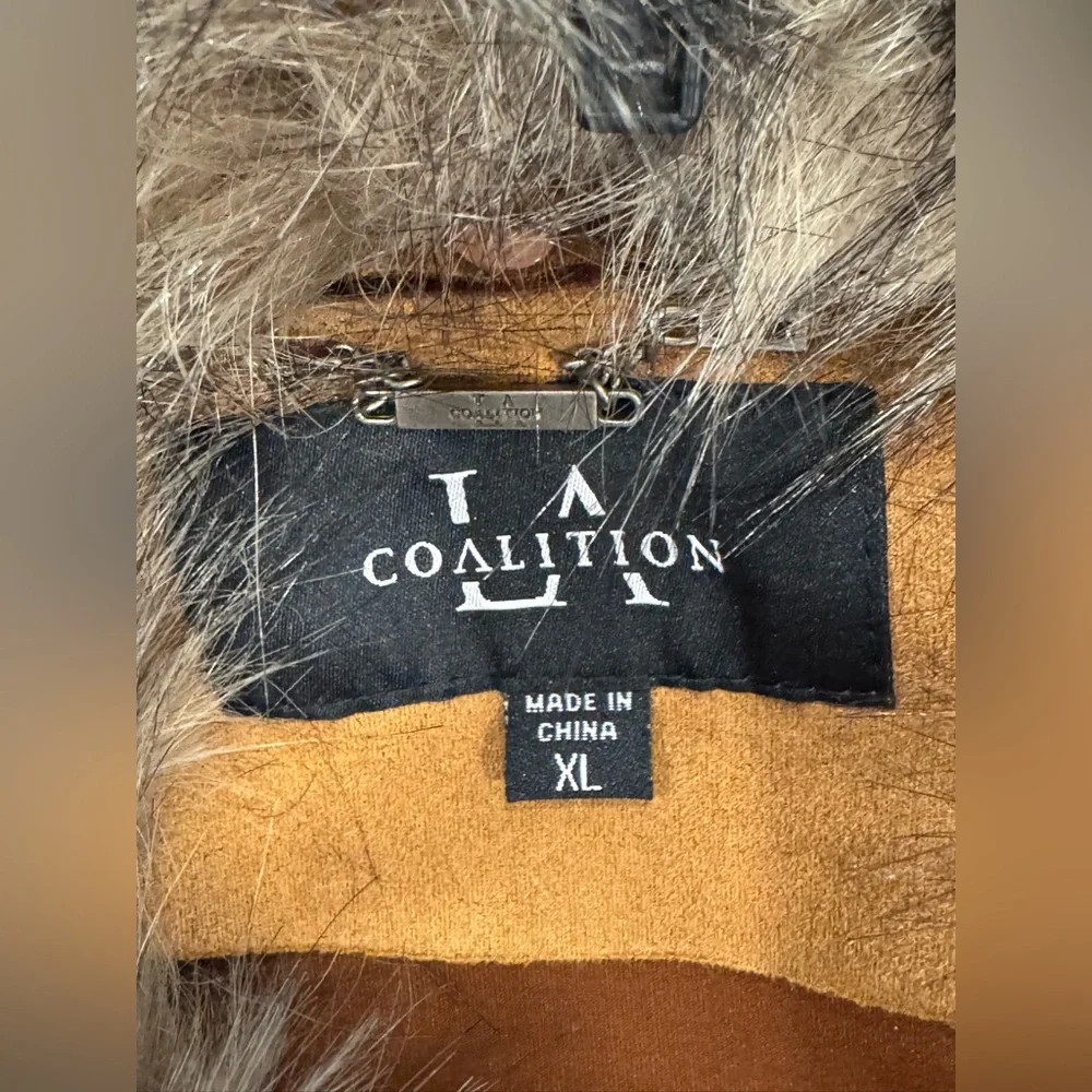 LA Coalition Espresso Brown Removable Faux Fur Collar Suede Jacket - Picture 6 of 9